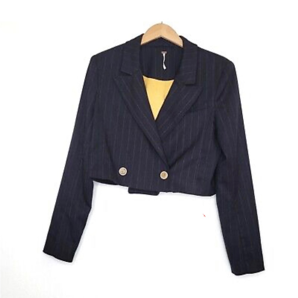 FREE PEOPLE Cropped blazer. Super cute for casual or fancy!